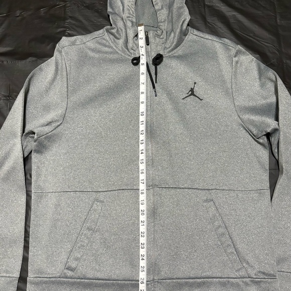 π₯π₯π₯ MENS JORDAN 23 ALPHA THERMA FULL ZIP HOODIE Size: LARGE π₯π₯π₯ - Picture 12 of 14